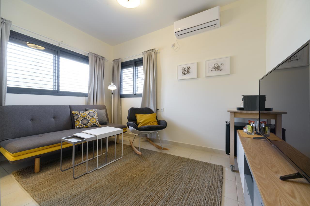 תל אביב Luka 15 - By Beach Apartments Tlv מראה חיצוני תמונה